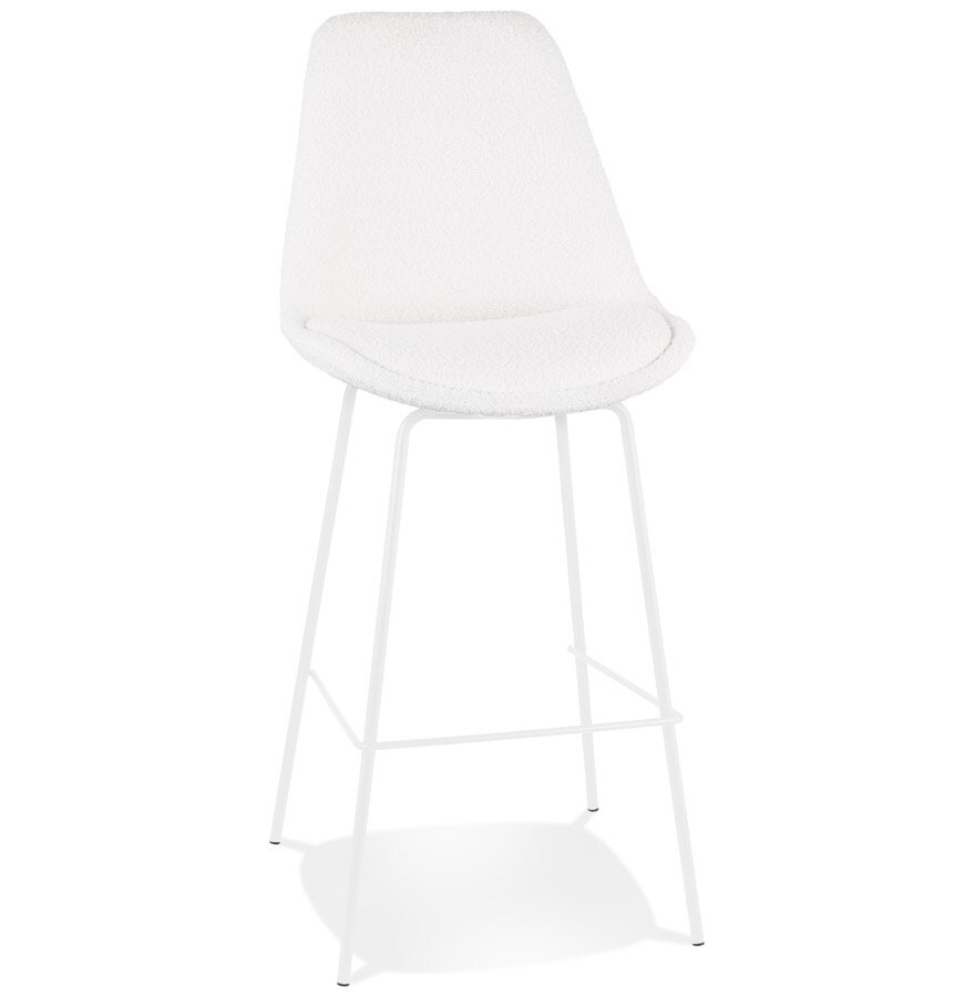 Tabouret de bar &#039;LEONIE&#039; en tissu bouloch&eacute; blanc et pied en m&eacute;tal blancBarkruk &#039;LEONIE&#039; van witte badstof met witte metalen poten