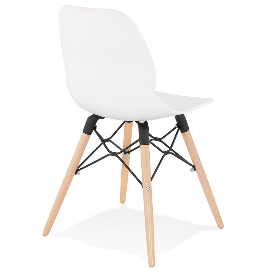Witte moderne Scandinavische stoel &#039;EPIK&#039;
