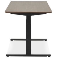 Zwarte elektrische zit/sta-bureau &#039;BIONIK&#039; met blad in notenhouten afwerking - 180x90 cm